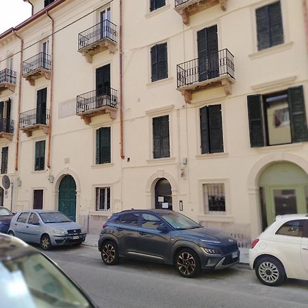 Casa Spinetta Malaspina - Verona Apartments エクステリア 写真